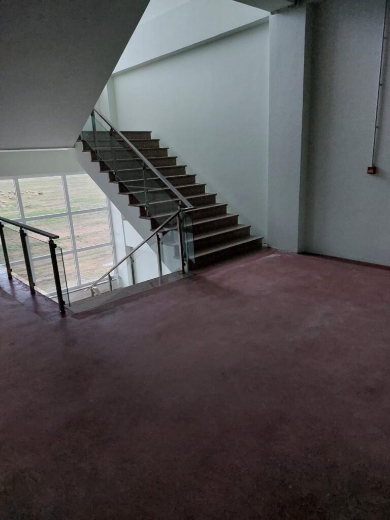 Kompleks Industrial–Administrativ