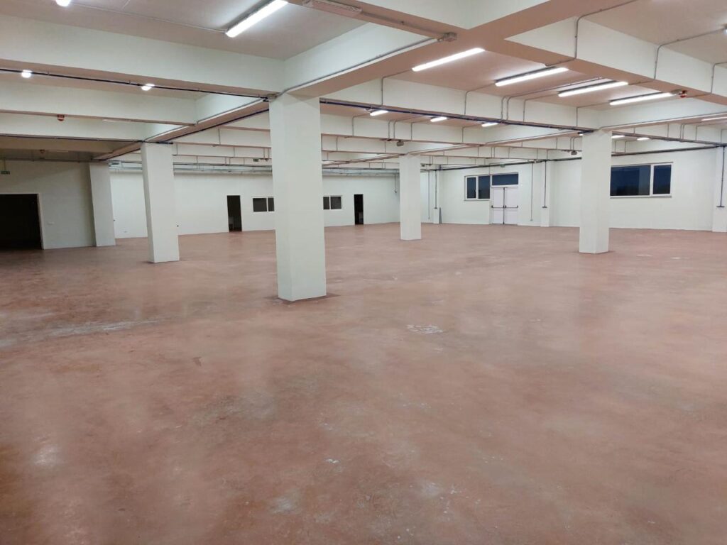 Kompleks Industrial–Administrativ