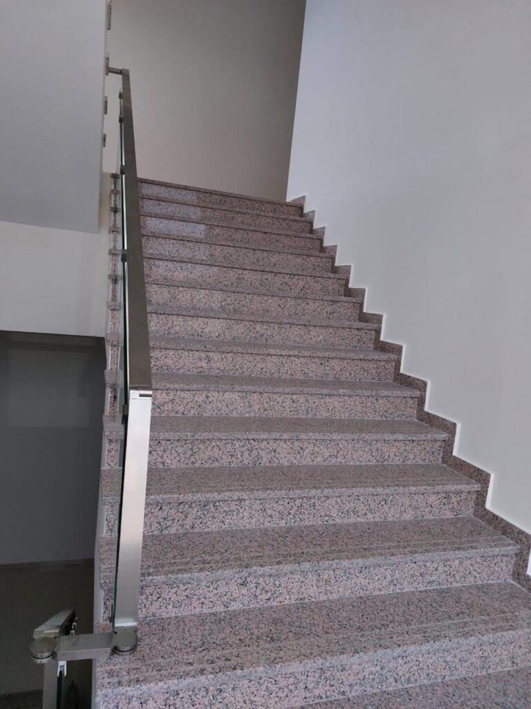 Kompleks Industrial–Administrativ