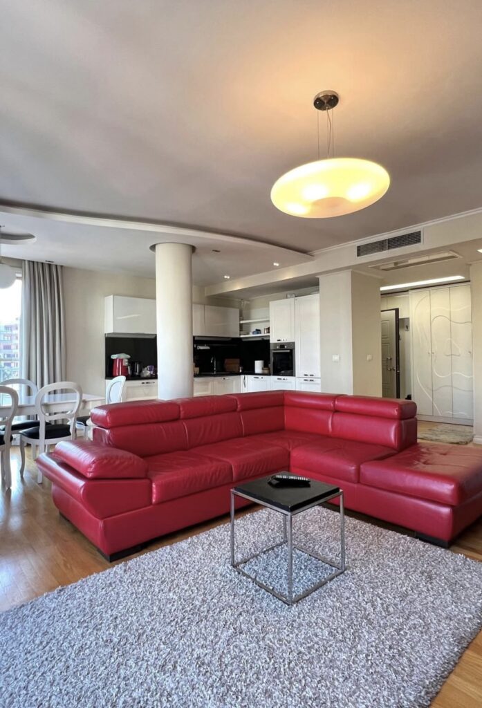 APARTAMENT VIP ME QIRA – ZEMËR E BLLOKUT