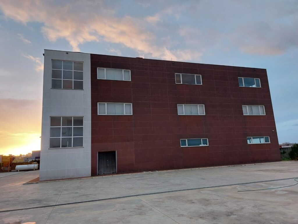 Kompleks Industrial–Administrativ